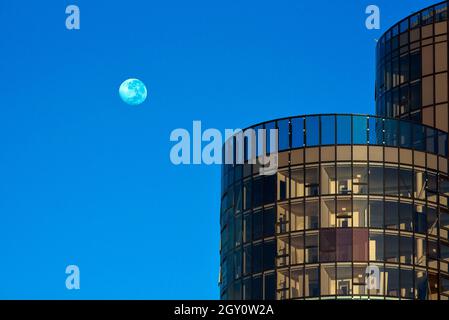 Australie occidentale, Perth.Le luxueux hôtel Ritz-Carlton à Elizabeth Quay photo © Fabio Mazzarella/Sintesi/Alamy stock photo Banque D'Images