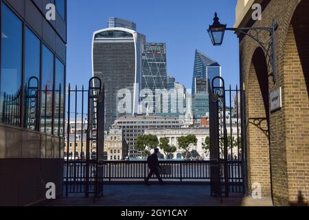 Londres, Royaume-Uni. 6 octobre 2021. Vue sur la ville de Londres par temps clair. Credit: Vuk Valcic / Alamy Live News Banque D'Images