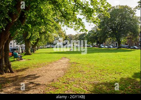 Buttlands Park au soleil, Wells Next the Sea, Norfolk, Angleterre. Banque D'Images