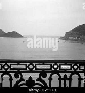 Blick auf den Atlantik BEI San Sebastian, Espagnol 1930er Jahre. Vue sur l'océan Atlantique à San Sebastian, Espagne des années 1930. Banque D'Images