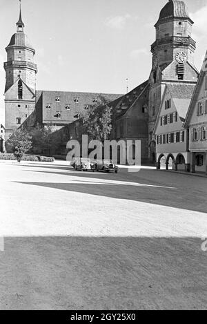 Die Stadtkirche de Freudenstadt, eine der seltenen Winkelkirchen, Deutsches Reich 1930er Jahre. L'église paroissiale de Freudenstadt, l'une des rares églises rectangulaire, Allemagne 1930. Banque D'Images