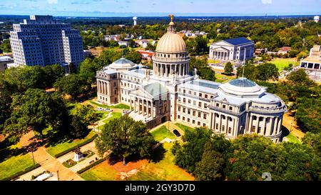 Jackson, MS - 6 octobre 2021 : bâtiment du Capitole de l'État du Mississippi, au centre-ville de Jackson, Mississippi. Banque D'Images