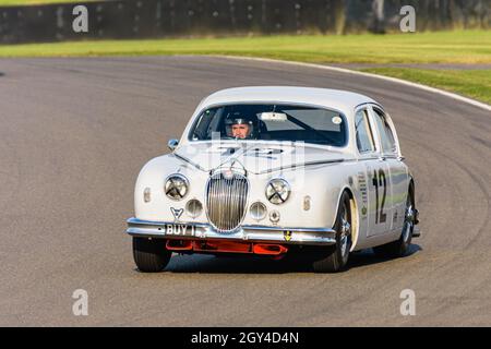 Jaguar Mk1 Reg.BUY1 à Goodwood Banque D'Images