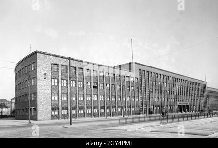 La maison de radiodiffusion Masurenallee (aujourd'hui: Haus des Rundfunks) à Berlin-Westend.La photo a été prise vers 1932.[traduction automatique] Banque D'Images