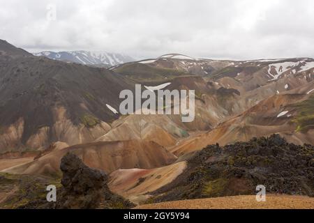 Landmannalaugar salon paysage, la Réserve Naturelle de Fjallabak, Islande. Montagnes de couleur Banque D'Images