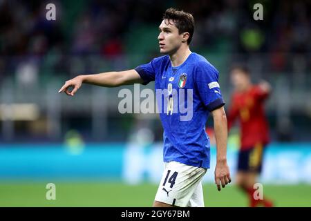 Federico Chiesa de l'Italie gestes pendant le match semi-final de la Ligue des Nations de l'UEFA entre l'Italie et l'Espagne . Banque D'Images