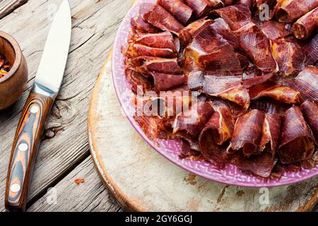 Baturma tranché ou jerky de boeuf.jerky de viande de cheval.cuisine arménienne Banque D'Images