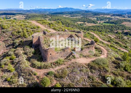 blockhaus de Saint-Maurice, du XIXe siècle, actuellement en ruines, dans la municipalité de BALSARENY région des Bages dans la province de Barcelon Banque D'Images