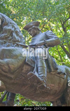 Statue de Paul Revere's North End à Boston Banque D'Images