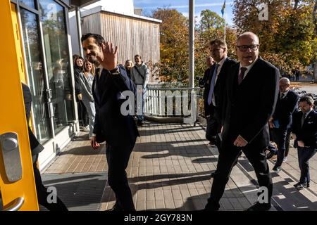 Le prince Carl Philip visite l'école secondaire supérieure Wisbygymnasiet à Visby, Gotland, le 07 octobre 2021. Le prince Carl Philip effectue une visite d'une journée dans le comté de Gotland. Photo : Karl Melander / TT / code 75135 Banque D'Images