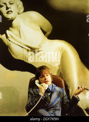 Velvet Goldmine année : 1998 GB / USA Directeur : Todd Haynes Eddie Izzard Banque D'Images