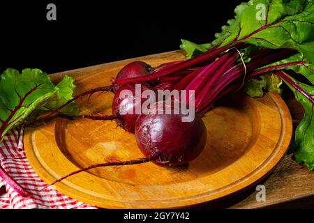 Botwina, jeune Beetroot rustique Banque D'Images