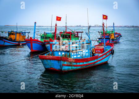 Flotte de pêche à Tuy Hoa Vietnam Banque D'Images