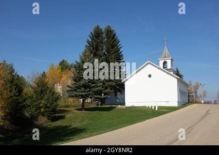 JAMESTOWN, DAKOTA DU NORD - 3 octobre 2021 : Pioneer Church in Frontier Town Banque D'Images