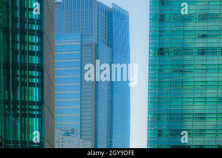 Image de gratte-ciel de Roppongi 1-chome. Lieu de tournage : zone métropolitaine de Tokyo Banque D'Images