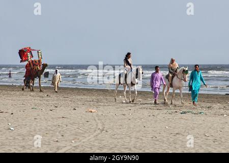 Style de vie à Clifton Beach à Karachi, Pakistan Banque D'Images