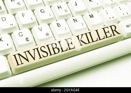 Panneau affichant invisible Killer, Internet concept présence dans l'air d'une substance qui sont nuisibles achat et vente de marchandises en ligne, Listing Pro Banque D'Images