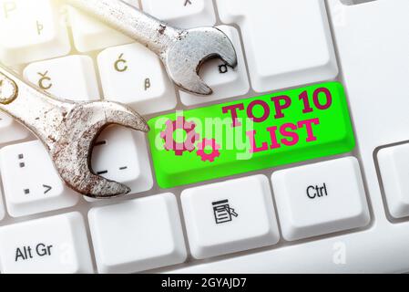 Signe d'écriture à la main Top 10 liste, concept signifiant les dix éléments les plus importants ou réussis dans une liste particulière compilation et dactylographie recherche en ligne Ma Banque D'Images