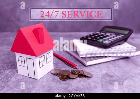 Texte montrant inspiration 24 sur 7 Service, Business concept fournissant une assistance qui est disponible en permanence création de contrat immobilier à vendre, Banque D'Images