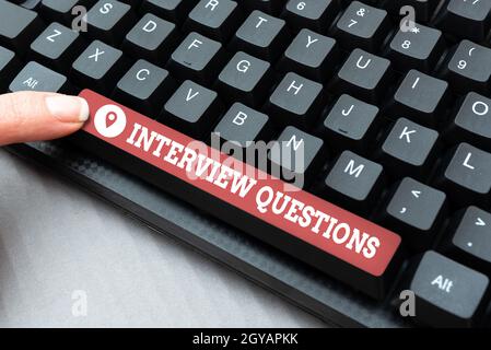 Rédaction affichage de texte questions d'entrevue, concept signifiant sujet typique étant demander ou demander pendant une entrevue rédaction de texte de recherche en ligne Analy Banque D'Images