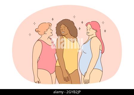 Surpoids, plus taille, obésité concept.Jeunes femmes souriantes amis de différentes origines ethniques dans des maillots de bain colorés debout et appréciant des vacances à Banque D'Images