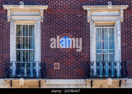 Lénine Blue plaque Londres.Vladimir Ilyich Ulyanov Lénine, 1870 - 1924, fondateur de l'URSS, est resté en 1905 au 16 Cirque Percy qui se trouvait sur ce site. Banque D'Images