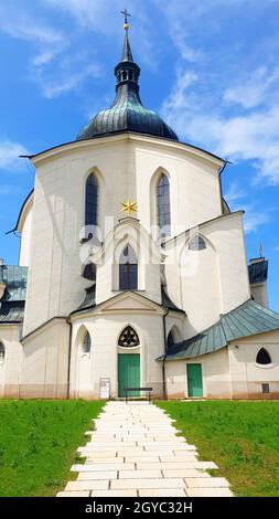 Église de Saint-Jean de Nepomuk sur Zelena Hora (monument de l'UNESCO). Il a été construit en style gothique et baroque a été conçu par l'architecte Jan Blazej Santini- Banque D'Images