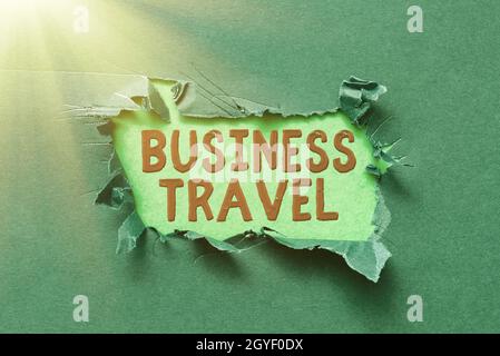 Rédaction affichage de texte Voyages d'affaires, Word pour les voyages au nom d'une entreprise vers une ou plusieurs destinations penser à de nouveaux concepts d'écriture, briser la Banque D'Images