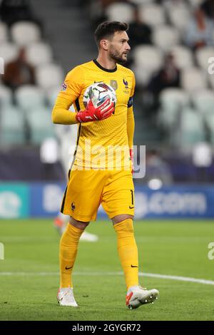 Turin, Italie, 7 octobre 2021.Hugo Lloris de France pendant le match de l'UEFA Nations League au stade Juventus, à Turin.Le crédit photo devrait se lire: Jonathan Moscrop / Sportimage Banque D'Images