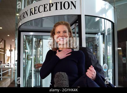 Le financier Amanda Staveley arrive à St James' Park, Newcastle.La fin de l'ère Mike Ashley a suscité des célébrations et des controverses dans une mesure égale, les nouveaux propriétaires de Newcastle ayant ciblé des trophées tandis que les groupes de défense des droits de l'homme les ont accusés de violations des droits de l'homme.Date de la photo: Vendredi 8 octobre 2021. Banque D'Images