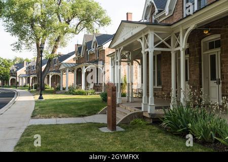 Les maisons du cercle des officiers ont été construites en 1875 comme logement d'officier à ft.Douglas, Utah. Banque D'Images