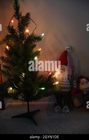 Copenhague, Danemark.,24 décembre 2018 /la veille de Noël avec des baptêmes légers treet présent dans les célébrations des baptêmes de la famille danoise.,(Photo..Francis Joseph Dean/Dean Pictures) Banque D'Images