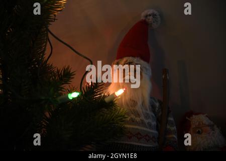 Copenhague, Danemark.,24 décembre 2018 /la veille de Noël avec des baptêmes légers treet présent dans les célébrations des baptêmes de la famille danoise.,(Photo..Francis Joseph Dean/Dean Pictures) Banque D'Images