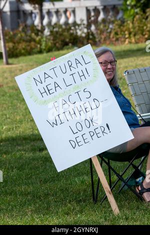 St. Paul, Minnesota.Arrêtez la manifestation du mandat.Manifestation pour mettre fin aux mandats et passeports relatifs aux vaccins.Mouvement anti-vaccin. Banque D'Images