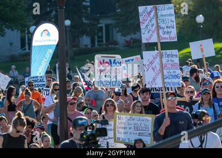 St. Paul, Minnesota.Arrêtez la manifestation du mandat.Manifestation pour mettre fin aux mandats et passeports relatifs aux vaccins.Mouvement anti-vaccin. Banque D'Images