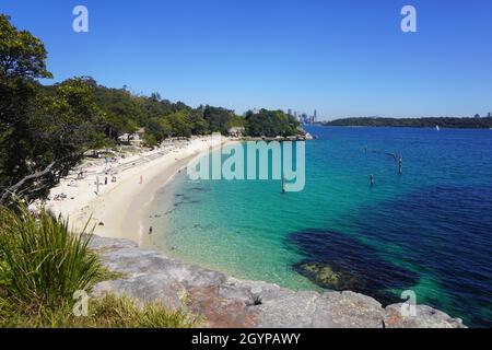 Vue à angle élevé de Shark Beach à Nielsen Park, dans la banlieue est de Sydney Banque D'Images