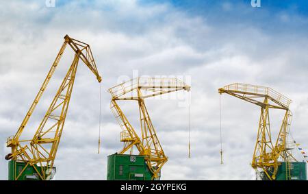 Port grues sur l'île Szczecin Lasztonia.Pologne. Banque D'Images