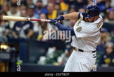 Le premier joueur de base de Milwaukee Brewers, rowdy Tellez (11), atteint un homer à deux séries dans le septième repas du match de baseball de la ligue majeure entre les Atlanta Braves et les Milwaukee Brewers.(Photo de Curtis Compton/Curtis Compton/TNS/Sipa USA) Banque D'Images