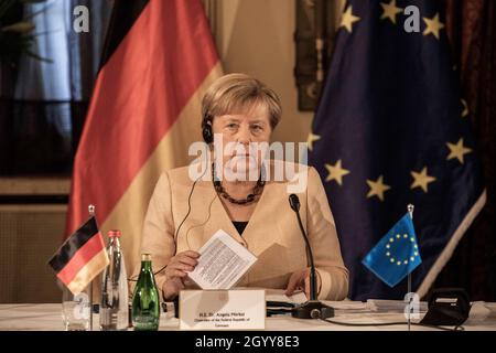 Jérusalem, Israël.10 octobre 2021.La chancelière allemande Angela Merkel assiste à la réunion hebdomadaire du Cabinet israélien dans le cadre de sa visite de deux jours en Israël.Crédit : Ilia Yefimovich/dpa/Alay Live News Banque D'Images