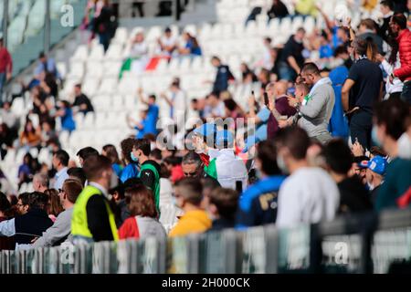 Turin, Italie.10 octobre 2021.Supporters lors de la Ligue des Nations de l'UEFA, troisième place de match de football entre l'Italie et la Belgique le 10 octobre 2021 au stade Allianz à Turin, Italie - photo Nderim Kacili/DPPI crédit: DPPI Media/Alay Live News Banque D'Images