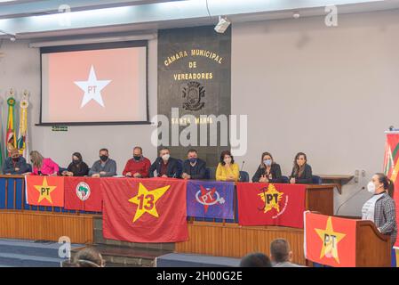 Santa Maria RS Brésil.10/08/2021.Événement régional d'affiliation politique du Parti des travailleurs.Autonomisation des femmes.2022 aperçus des élections dans Brazi Banque D'Images