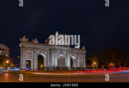 Photo de la Puerta de Alcala à Madrid en Espagne Banque D'Images