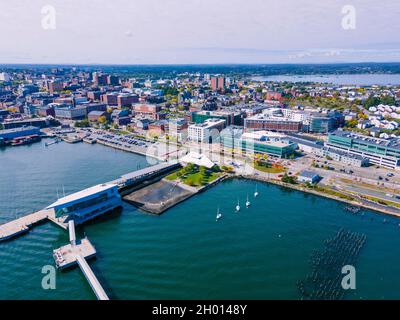 Vue aérienne du vieux port de Portland et de la rivière Fore dans le centre-ville de Portland, Maine ME, États-Unis. Banque D'Images