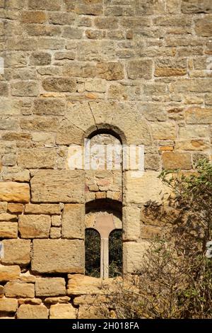 Chapelle mortuaire abandonnée sur Church Hill, Alnmouth, Northumberland, Royaume-Uni. Banque D'Images