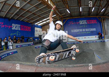 Florianópolis (SC), 10/10/2021 - Esporte / Skate - Ocorre neste domingo o Floripa Skate sessions.EVENTO realizado na cidade de Florianópolis, Santa C. Banque D'Images