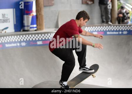 Florianópolis (SC), 10/10/2021 - Esporte / Skate - Ocorre neste domingo o Floripa Skate sessions.EVENTO realizado na cidade de Florianópolis, Santa C. Banque D'Images