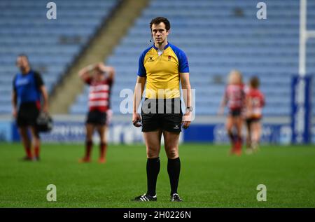 Coventry, Royaume-Uni.10 octobre 2021.Allianz Premier 15s Womens rugby.Coventry Building Society Arena.Coventry.Hamish Grant (arbitre).Credit: Sport en images/Alamy Live News Banque D'Images