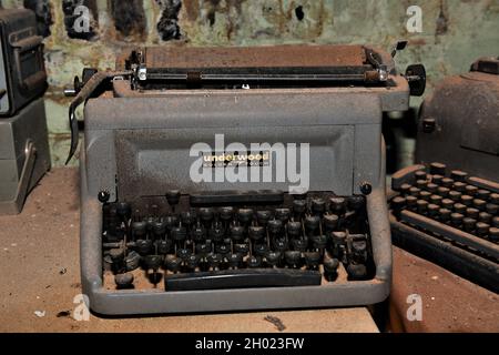 Machine à écrire Old Underwood exposée au musée du chemin de fer de l'Arkansas, Pine Bluff, Arkansas. Banque D'Images