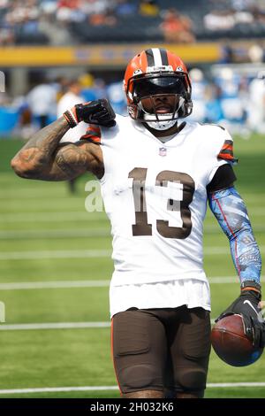 10 octobre 2021 le grand récepteur des Cleveland Browns Odell Beckham Jr. (13) en action pendant le match de la NFL entre les Los Angeles Chargers et les Cleveland Browns au stade SOFI d'Inglewood, en Californie.Charles Baus/CSM. Banque D'Images