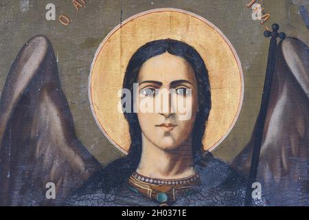 Archange Gabriel , icône unique, hagiographie dans une petite église chrétienne, par un artiste inconnu Banque D'Images